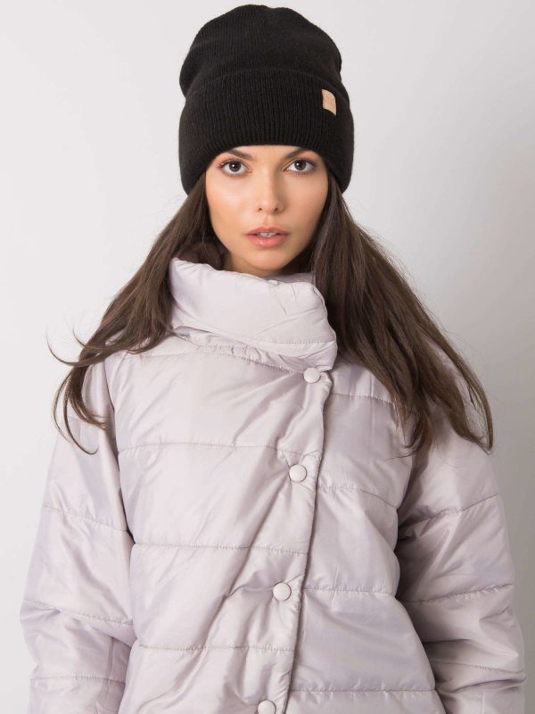 Czarna czapka beanie damska
