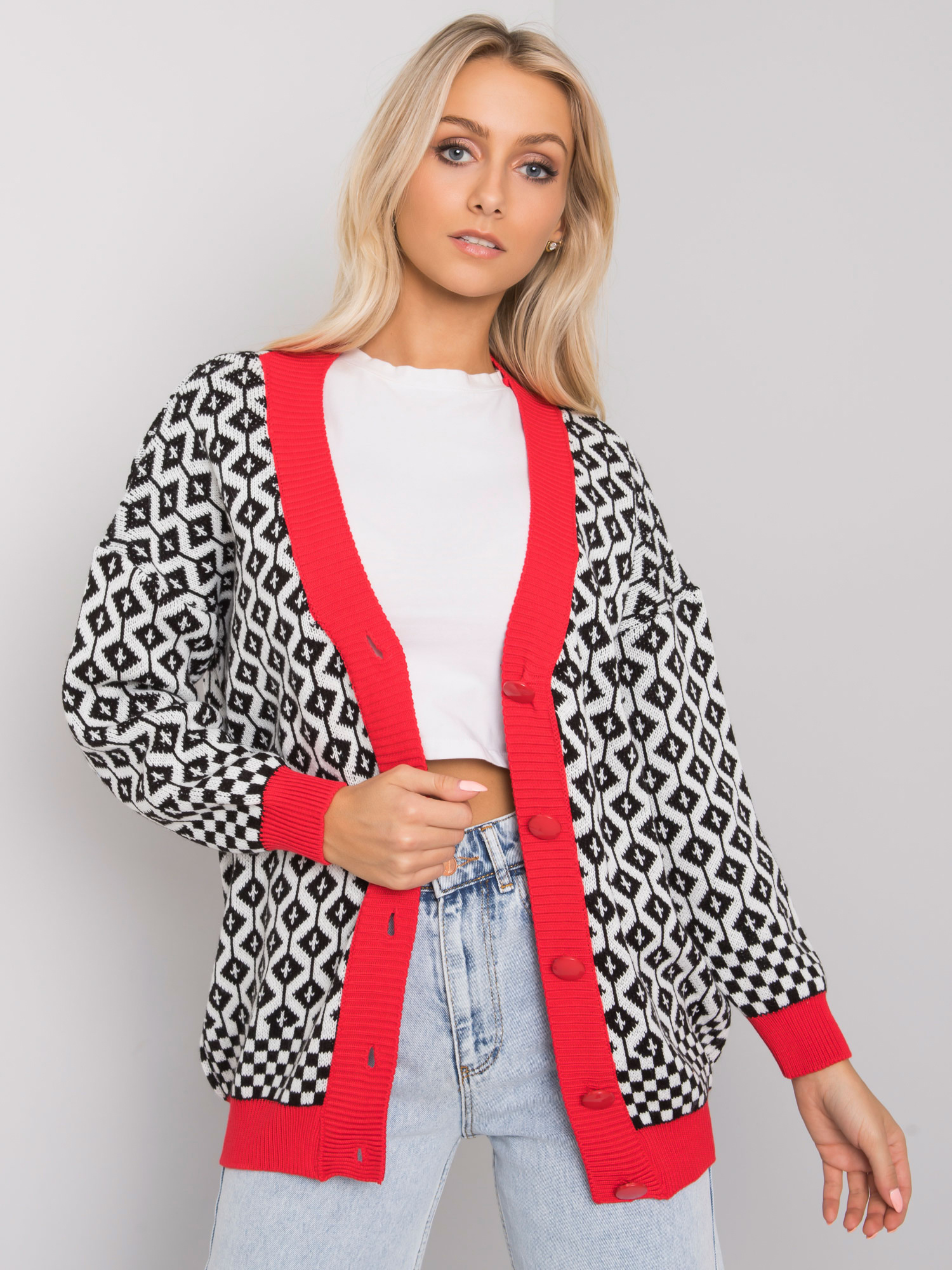 Biało-czerwony sweter rozpinany we wzory Guarda RUE PARIS Biało-czerwony sweter rozpinany we wzory Guarda RUE PARIS