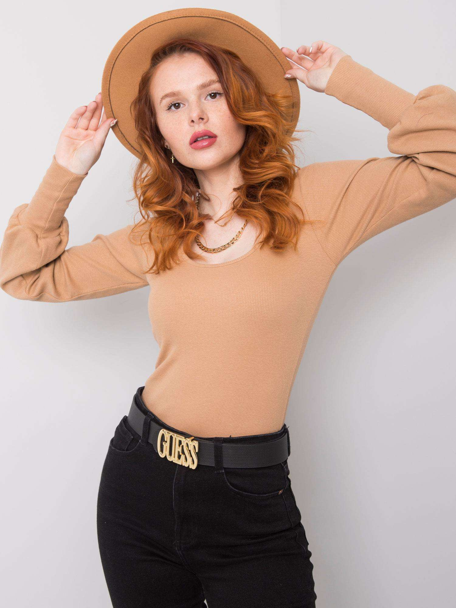 Camelowa bluzka na co dzień Elsie RUE PARIS Camelowa bluzka na co dzień Elsie RUE PARIS