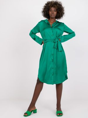 Zielona sukienka szmizjerka midi z imitacji satyny Inga RUE PARIS